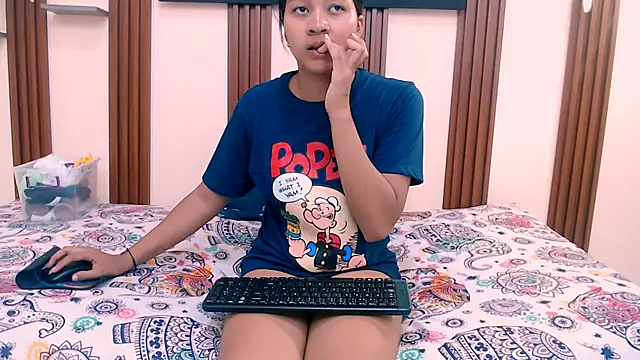 kimberly18cute online show from February 1, 2026, 12:31 am