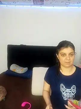 Snapshot of queemking chatting on January 31, 2026, 10:41 pm queemking online show from January 31, 2026, 10:41 pm