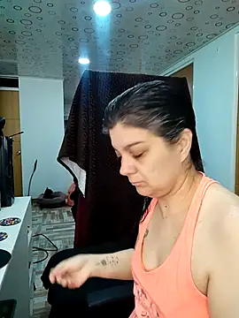 Snapshot of queemking chatting on January 9, 2026, 1:23 am queemking online show from January 9, 2026, 1:23 am