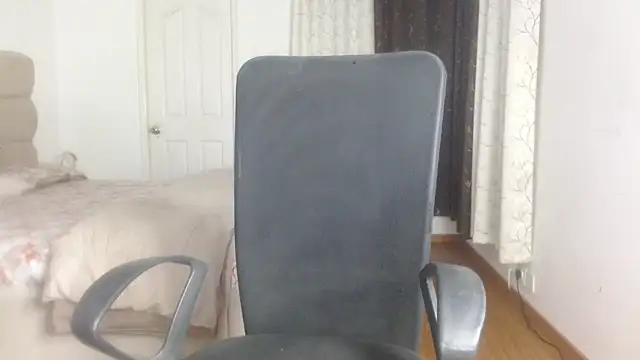 Snapshot of Mini_Meera chatting on March 30, 2026, 7:48 pm Mini Meera online show from March 30, 2026, 7:48 pm