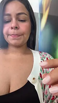 Snapshot of sweet_shadil_ chatting on May 23, 2026, 1:43 pm sweet shadil online show from May 23, 2026, 1:43 pm