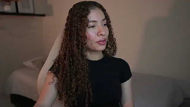 Snapshot of isabella-garcia- chatting on February 10, 2026, 1:48 am isabella-garcia- online show from February 10, 2026, 1:48 am