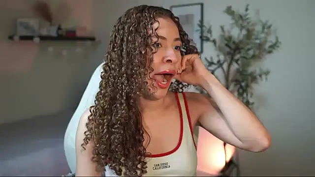 Snapshot of isabella-garcia- chatting on March 30, 2026, 10:44 pm isabella-garcia- online show from March 30, 2026, 10:44 pm