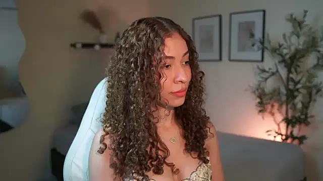 Snapshot of isabella-garcia- chatting on March 19, 2026, 2:22 am isabella-garcia- online show from March 19, 2026, 2:22 am