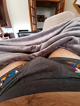 stella1980 online show from March 3, 2026, 9:05 am