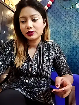 Snapshot of alexa_cam44 chatting on October 26, 2025, 8:31 pm alexa cam44 online show from October 26, 2025, 8:31 pm