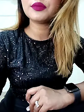 Snapshot of alexa_cam44 chatting on November 22, 2025, 7:24 pm alexa cam44 online show from November 22, 2025, 7:24 pm