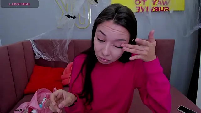 Snapshot of Kat__cat chatting on October 22, 2025, 3:17 am Kat cat online show from October 22, 2025, 3:17 am