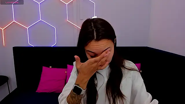 Kat  cat online show from March 9, 2026, 1:53 am