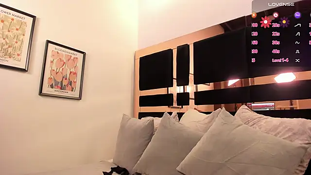 Snapshot of katherinn_gomezz chatting on November 2, 2025, 12:43 pm katherinn gomezz online show from November 2, 2025, 12:43 pm