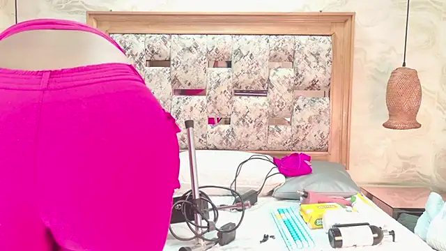 Snapshot of ZOLEY_WATSON chatting on January 18, 2026, 3:10 am ZOLEY WATSON online show from January 18, 2026, 3:10 am