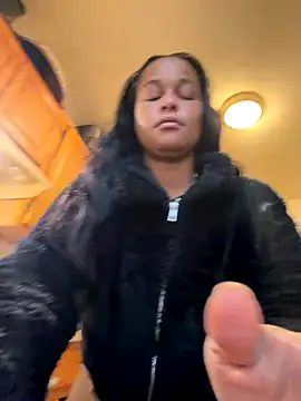 Snapshot of yummy0322 chatting on November 12, 2025, 12:20 pm yummy0322 online show from November 12, 2025, 12:20 pm