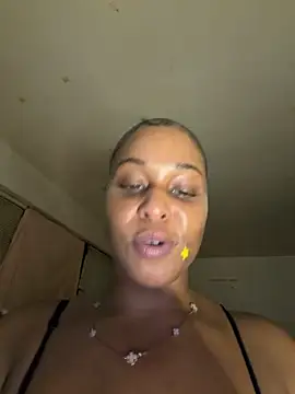 Snapshot of yummy0322 chatting on November 23, 2025, 3:38 am yummy0322 online show from November 23, 2025, 3:38 am