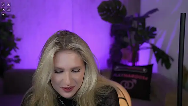 Scarlett Sweet054 online show from November 13, 2025, 4:00 pm