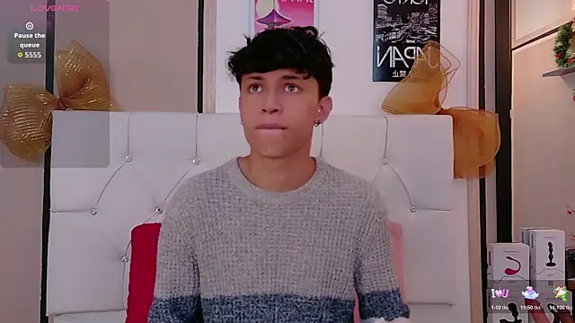 Axel  Evans online show from January 7, 2026, 12:21 pm