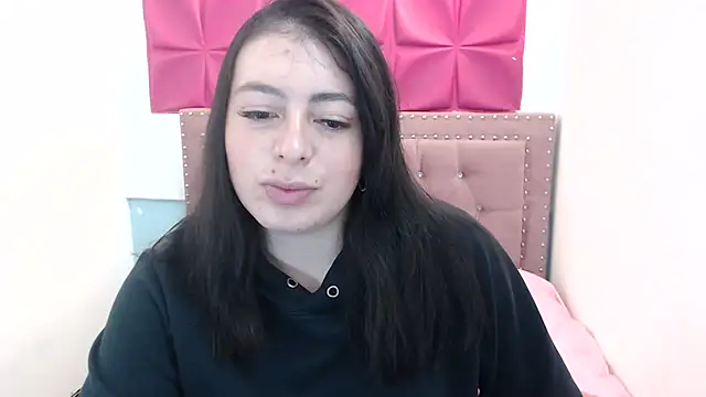 MiaKimky online show from November 1, 2025, 4:12 pm