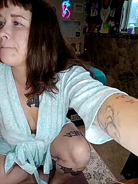 Ursulalane online show from October 13, 2025, 4:19 pm