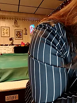 Ursulalane online show from October 11, 2025, 1:39 am