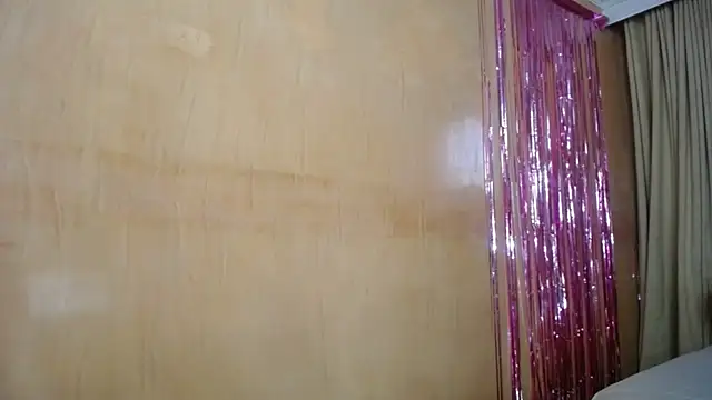 miss lilieth online show from September 30, 2025, 4:13 pm