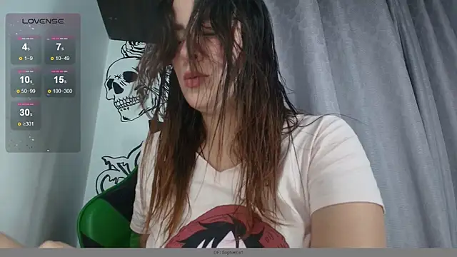 Snapshot of ImSophieFox chatting on May 28, 2026, 5:15 am ImSophieFox online show from May 28, 2026, 5:15 am