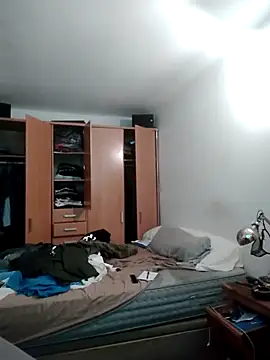 Zk1980 online show from October 27, 2025, 2:23 am