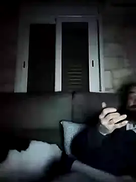 Zk1980 online show from November 28, 2025, 4:45 am