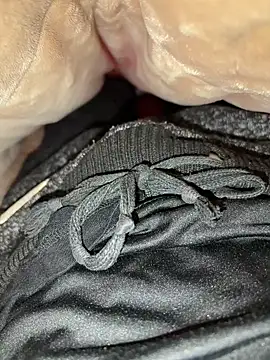 Snapshot of rrrrrriyyffhyeeee chatting on February 7, 2026, 5:48 am rrrrrriyyffhyeeee online show from February 7, 2026, 5:48 am