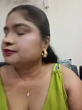 Snapshot of hornyriyanka chatting on June 24, 2026, 2:43 am hornyriyanka online show from June 24, 2026, 2:43 am
