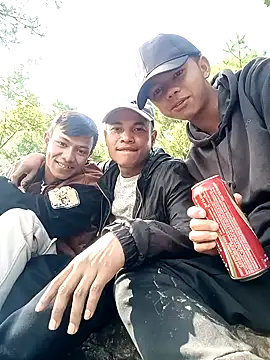 Snapshot of zebba12 chatting on October 25, 2025, 6:45 am zebba12 online show from October 25, 2025, 6:45 am