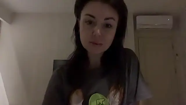 Gilin1 online show from November 2, 2025, 8:47 pm