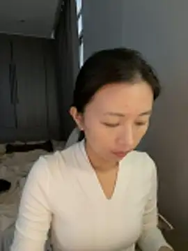 Snapshot of haiyan125216 chatting on November 11, 2025, 5:35 am haiyan125216 online show from November 11, 2025, 5:35 am