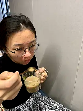 Snapshot of haiyan125216 chatting on September 9, 2025, 1:16 am haiyan125216 online show from September 9, 2025, 1:16 am