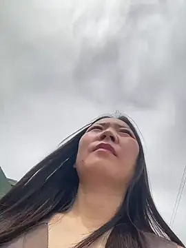 xinmeng-000 online show from April 5, 2026, 5:47 am