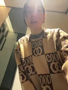 xinmeng-000 online show from March 3, 2026, 8:27 pm