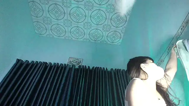 Snapshot of Grass_99 chatting on November 3, 2025, 9:24 am Grass 99 online show from November 3, 2025, 9:24 am