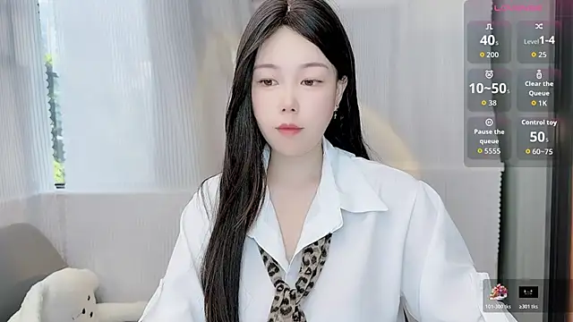 Bella Ava online show from November 8, 2025, 8:18 am