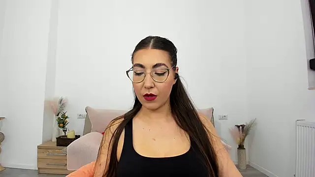 Snapshot of Kylie_Kathy chatting on September 24, 2025, 6:14 pm Kylie Kathy online show from September 24, 2025, 6:14 pm