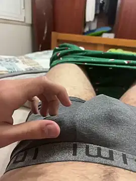 Snapshot of DANIELOLIVEIRA2 chatting on February 9, 2026, 8:07 pm DANIELOLIVEIRA2 online show from February 9, 2026, 8:07 pm