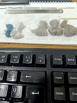 Snapshot of Yaman_33 chatting on February 16, 2026, 6:12 am Yaman 33 online show from February 16, 2026, 6:12 am