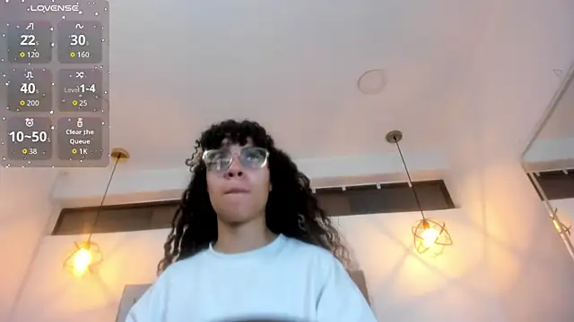 Hanna Cornee  online show from February 12, 2026, 12:16 pm