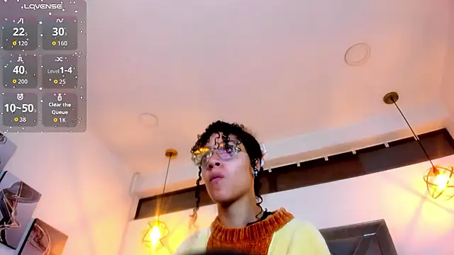 Hanna Cornee  online show from February 25, 2026, 1:44 pm