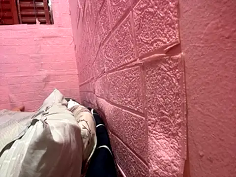 Snapshot of Kellye_hotTs chatting on December 16, 2025, 10:19 am Kellye hotTs online show from December 16, 2025, 10:19 am