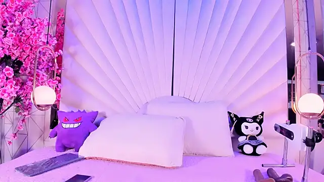 Snapshot of VesperVelvet chatting on May 9, 2026, 5:00 am VesperVelvet online show from May 9, 2026, 5:00 am