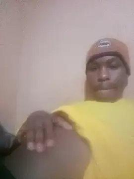 Snapshot of KingBonga chatting on October 2, 2025, 10:24 pm KingBonga online show from October 2, 2025, 10:24 pm