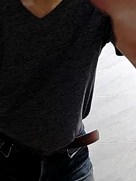 Snapshot of 25monster chatting on December 20, 2025, 7:11 am 25monster online show from December 20, 2025, 7:11 am