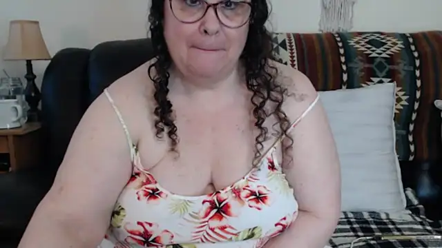Juicy Julie469 online show from March 2, 2026, 4:58 pm