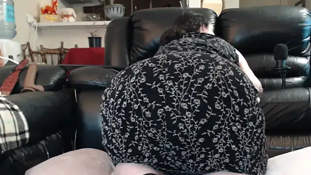 Juicy Julie469 online show from March 11, 2026, 4:12 pm