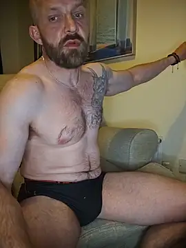 Snapshot of Andrewjames8391 chatting on May 18, 2026, 7:18 pm Andrewjames8391 online show from May 18, 2026, 7:18 pm