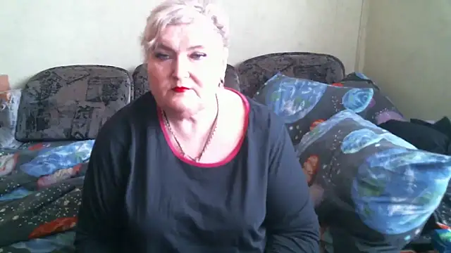 Snapshot of Lana555 chatting on April 16, 2026, 10:49 am Lana555 online show from April 16, 2026, 10:49 am