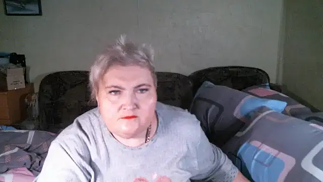 Snapshot of Lana555 chatting on May 6, 2026, 6:56 pm Lana555 online show from May 6, 2026, 6:56 pm